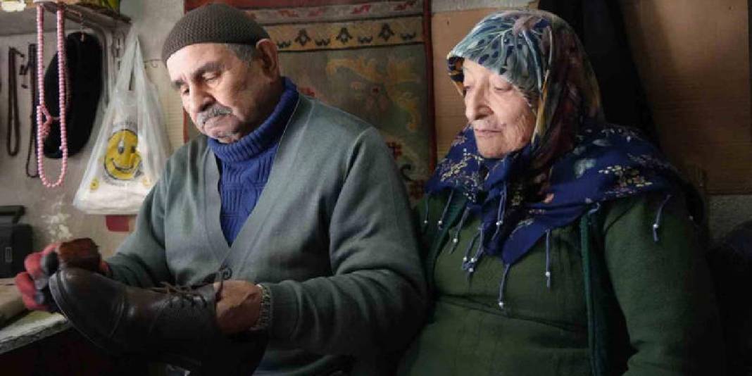 6 metrekarede 64 yıllık emek: Eşi olmadan dükkanını asla açmıyor 4